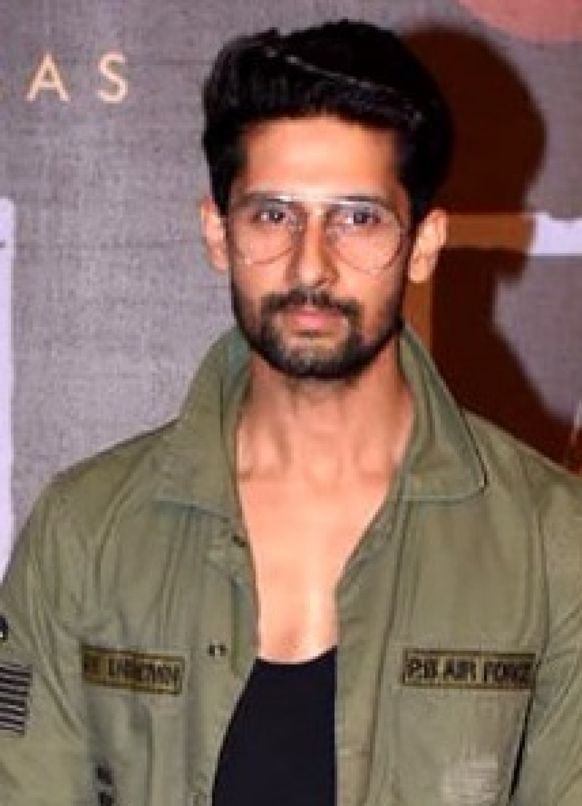 Ravi Dubey 