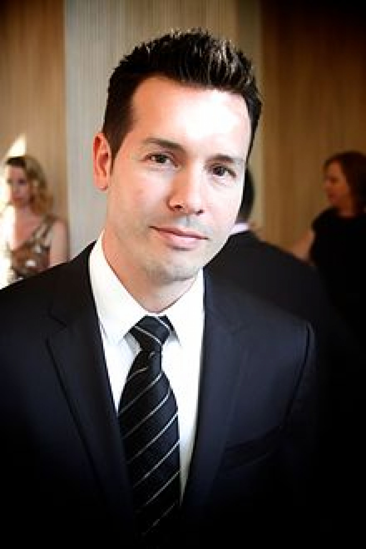 Jon Seda 
