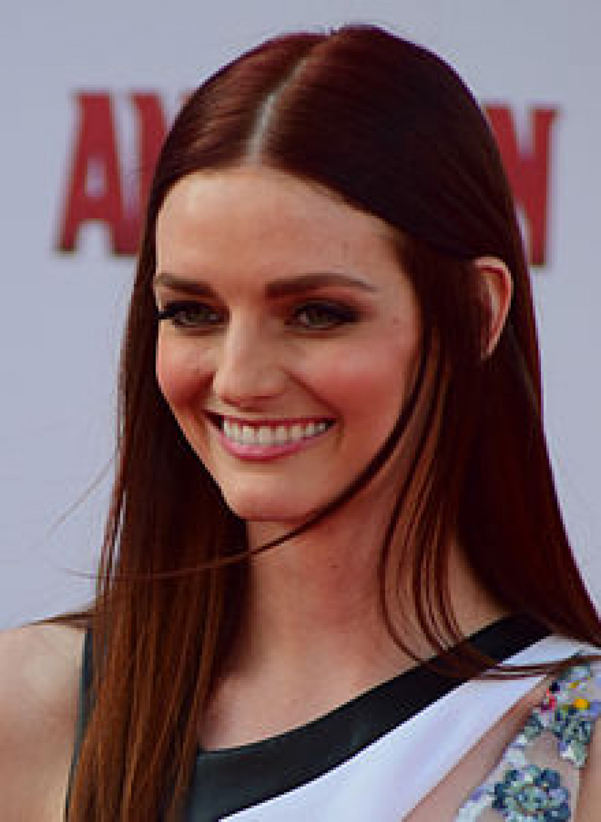 Lydia Hearst 