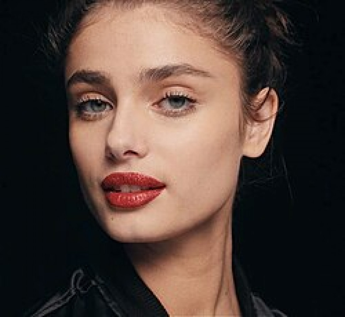 Taylor Hill (model) 