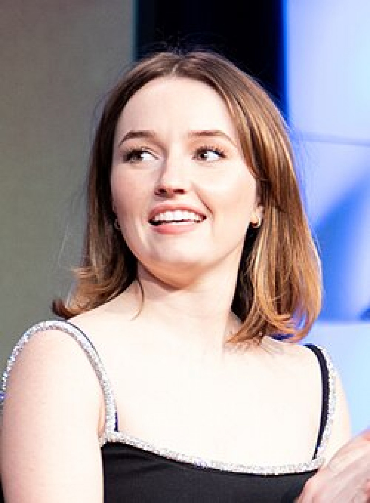 Kaitlyn Dever 